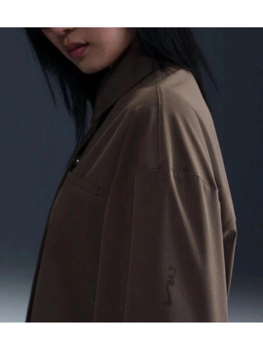$130 Nike 24.7 PerfectStretch Women's Dri-FIT Oversized Shirt Large HM8385-004 - Picture 3 of 8